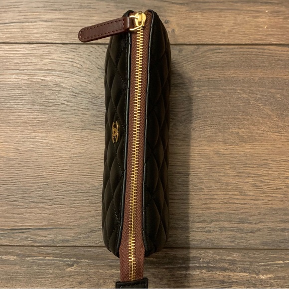 ❌SOLD❌ Chanel Black Quilted Lambskin Leather Classic Small CC Cosmetic Pouch Bag - Picture 12 of 16